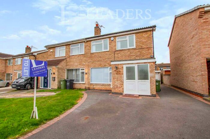 3 Bedroom Semi-Detached House To Rent In Kinross Crescent, Loughborough, LE11