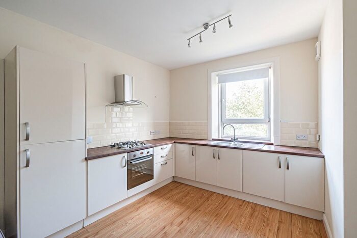 2 Bedroom Flat For Sale In , Victor Park Terrace, Edinburgh, EH12