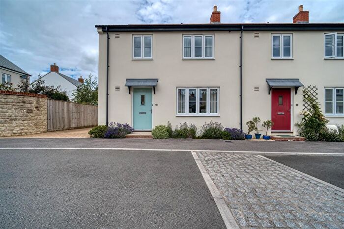 3 Bedroom End Of Terrace House For Sale In Coward Road, Mere, Warminster, BA12