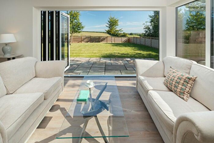 6 Bedroom Detached House For Sale In The Old Brickyard, Whitchurch, Aylesbury, HP22