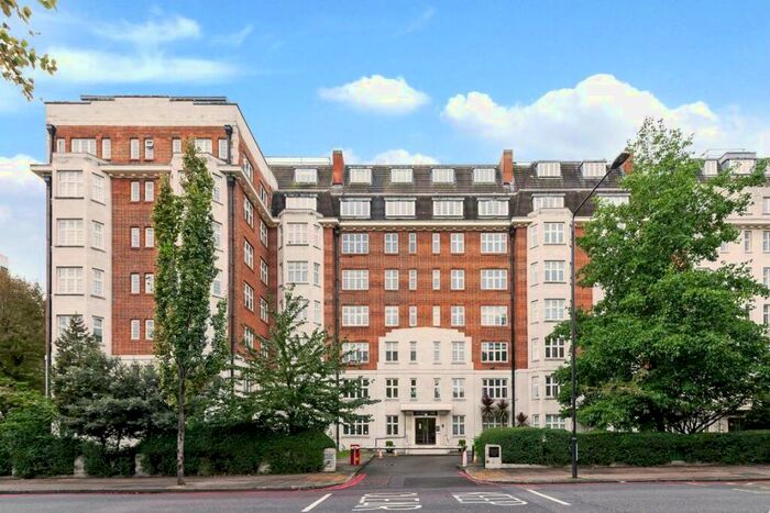 3 Bedroom Flat To Rent In Wellington Road, St. John's Wood, NW8