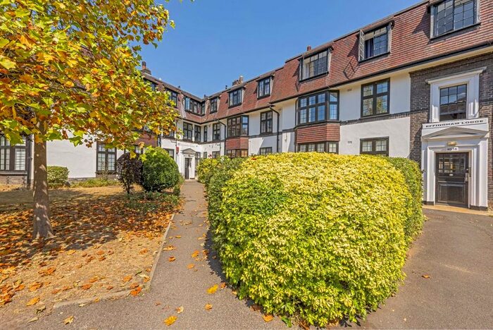 1 Bedroom Flat To Rent In Surbiton Crescent, Kingston Upon Thames, KT1