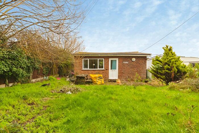 2 Bedroom Bungalow For Sale In Colne Way, Point Clear Bay, Clacton-on-Sea, Essex, CO16