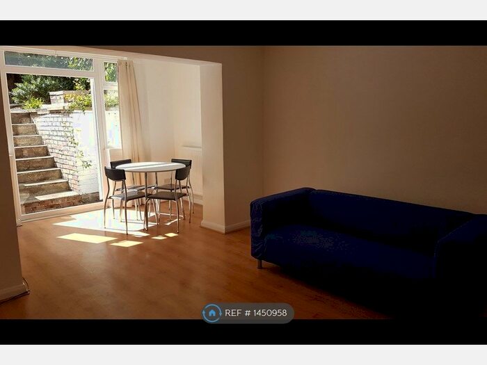 2 Bedroom Flat To Rent In Islington, London, N1