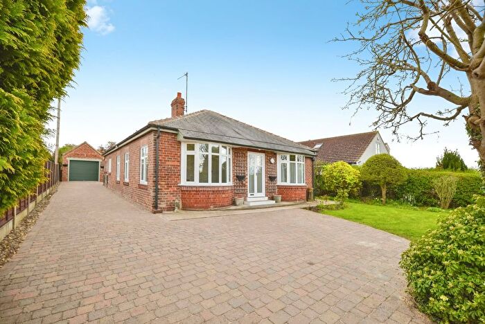 4 Bedroom Bungalow For Sale In Garbutts Lane, Hutton Rudby, Yarm, North Yorkshire, TS15
