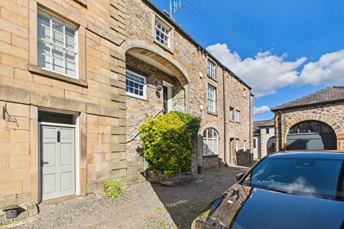 1 Bedroom Apartment For Sale In B Main Street, Kirkby Lonsdale, LA6