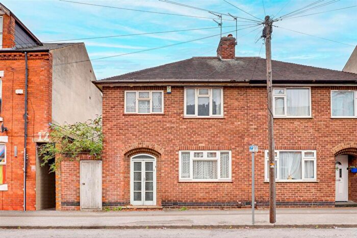 3 Bedroom Semi Detached House For Sale In Lees Hill Street, Nottingham, NG2