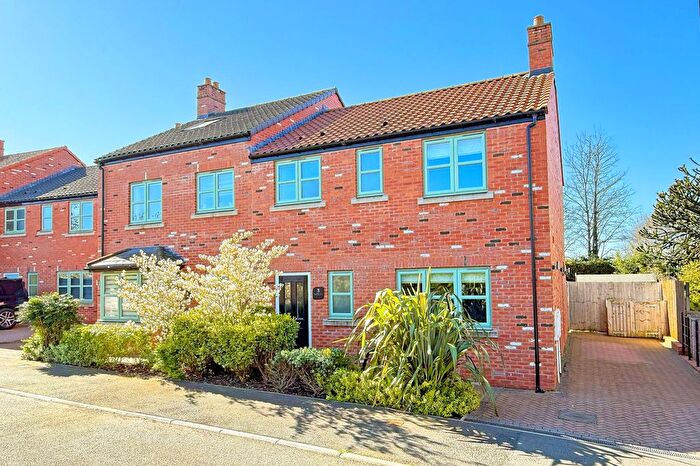 3 Bedroom Semi Detached House For Sale In Hazeldene Fold, Minskip, YO51