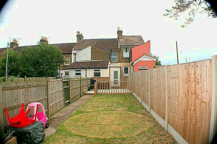 3 Bedroom Terraced House To Rent In Kent Terrace, Rainham, Gillingham, ME8
