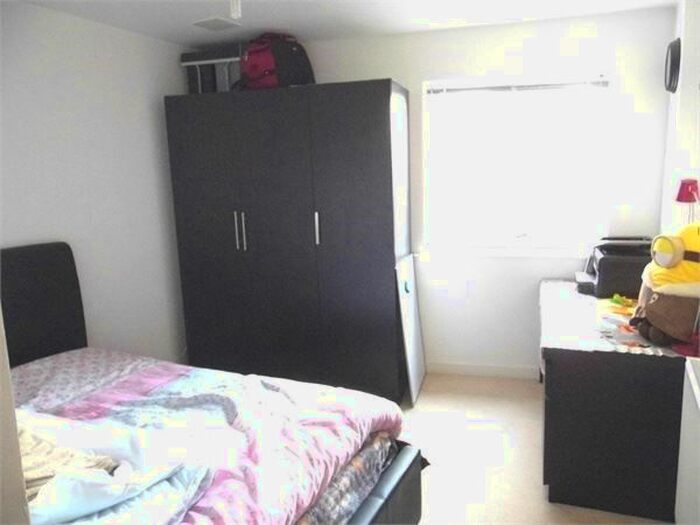 2 Bedroom Flat To Rent In Osbury Court, Shaftesbury Avenue, South Harrow, Harrow, HA2