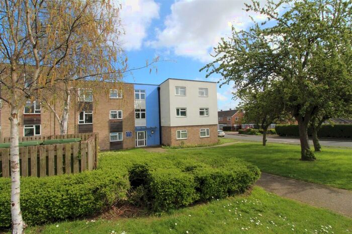 1 Bedroom Flat To Rent In Hill Street, NN8