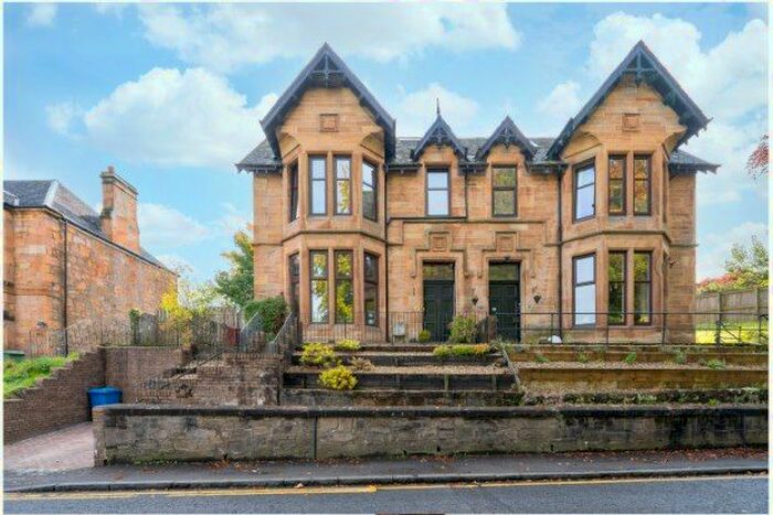 5 Bedroom Semi-Detached House To Rent In Majors Loan, Falkirk, FK1