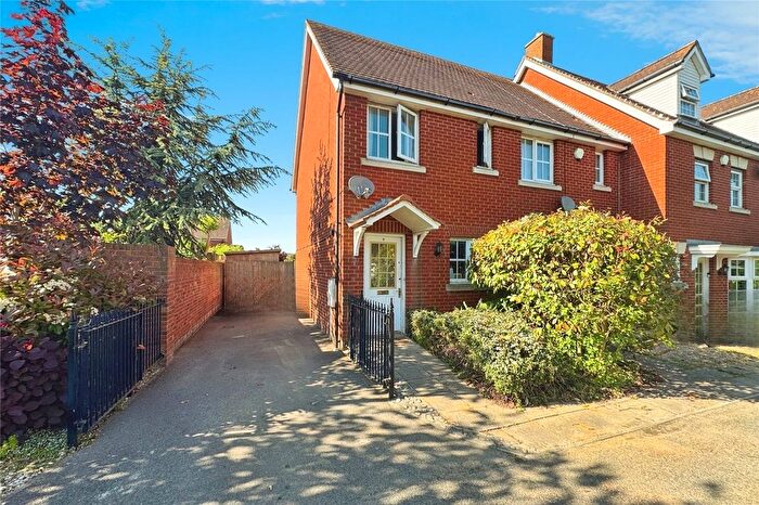 2 Bedroom End Of Terrace House To Rent In Acacia Drive, Hersden, Canterbury, Kent, CT3