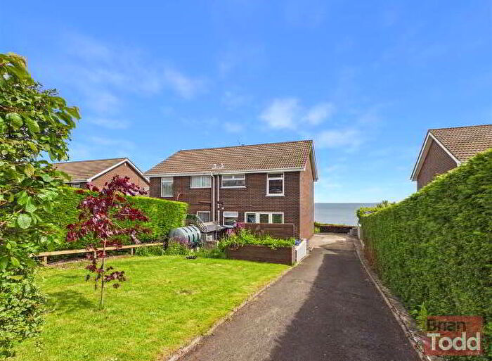 3 Bedroom Semi-Detached House For Sale In Cairn Grove, Larne, BT40