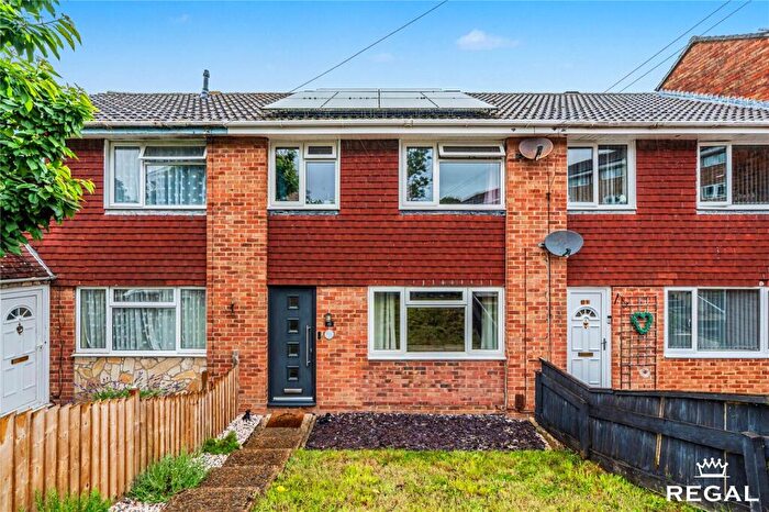 3 Bedroom Terraced House For Sale In Tickleford Drive, Southampton, SO19