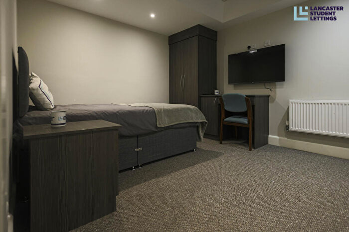 1 Bedroom Flat To Rent In Queen Street, Lancaster, LA1