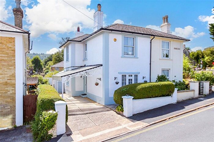 3 Bedroom Semi-Detached House For Sale In Grange Road, Shanklin, Isle Of Wight, PO37