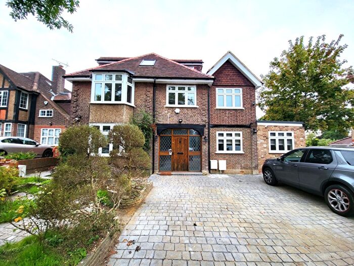 5 Bedroom Detached House To Rent In Argyle Road, Ealing, London, W13
