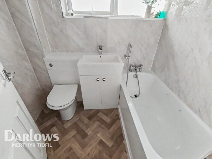 3 Bedroom End Of Terrace House For Sale In Chase View, Merthyr Tydfil, CF47