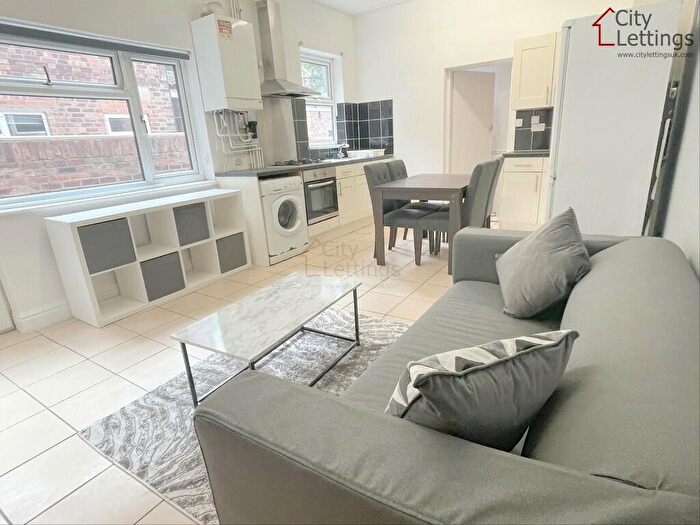 2 Bedroom Flat To Rent In Mapperley Nottingham, NG3