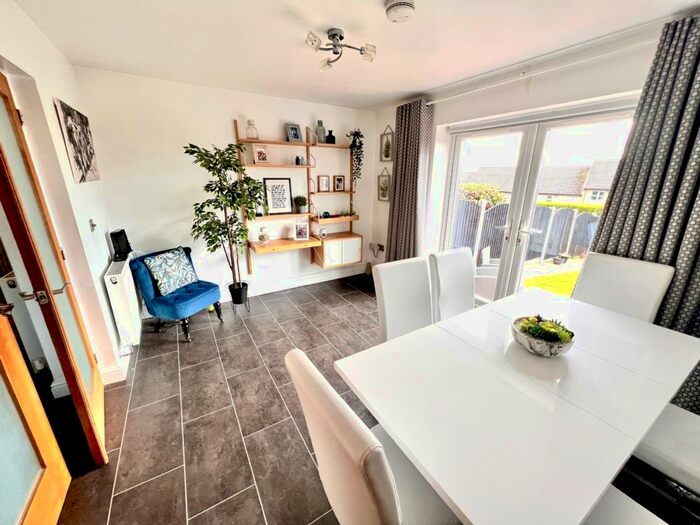 4 Bedroom Semi-Detached House To Rent In Caldbeck Drive, Middleton, Manchester, M24