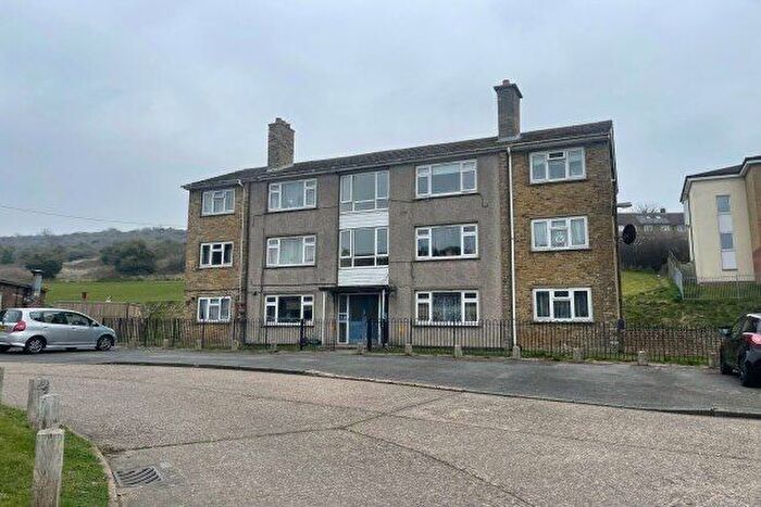 1 Bedroom Flat To Rent In Sheridan Road, Dover, CT16