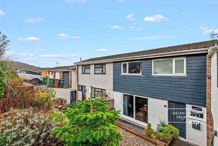 4 Bedroom Semi Detached House For Sale In Reddicliff Road, Hooe, Plymstock, PL9