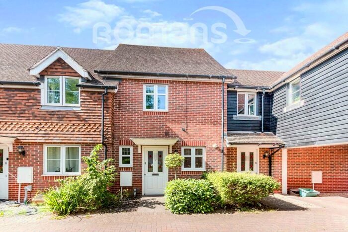 2 Bedroom Terraced House To Rent In Tithing Road Fleet, GU51