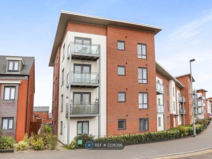 2 Bedroom Flat To Rent In Akron Drive, Wolverhampton, WV10