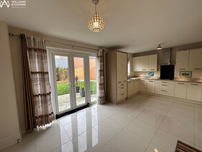 4 Bedroom Detached House For Sale In Cilfach Crwys, Bangor, LL57