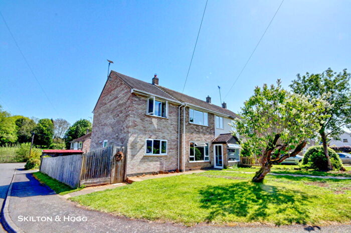 5 Bedroom Semi-Detached House For Sale In Greenwood Close, Byfield, Daventry, NN11