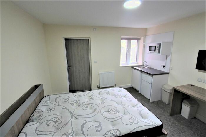 Studio To Rent In Clay Lane, Coventry, CV2