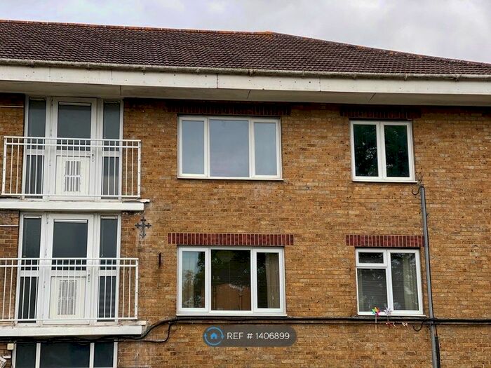 2 Bedroom Flat To Rent In Green Park Road, Southampton, SO16