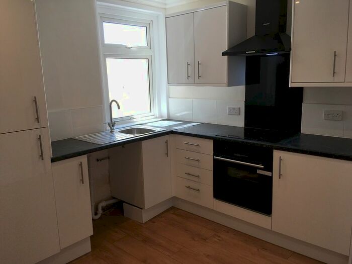 3 Bedroom Terraced House To Rent In Seymour Road, Chatham, ME5