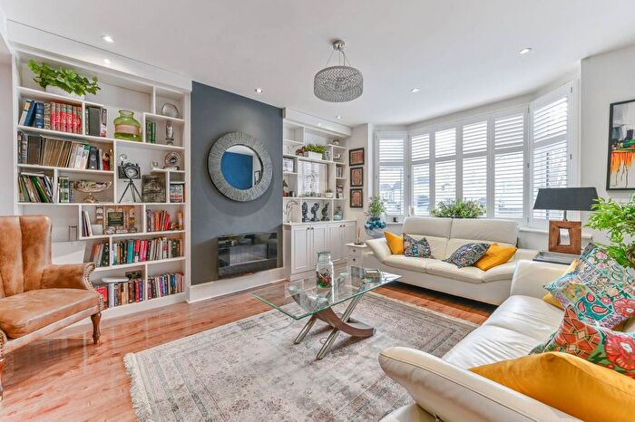 5 Bedroom Property For Sale In Virginia Road, Thornton Heath, CR7