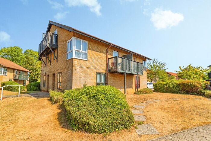 Studio For Sale In Ramsthorn Grove, Walnut Tree, Milton Keynes, MK7