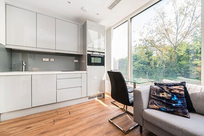 Studio To Rent In West Gate, Ealing, W5