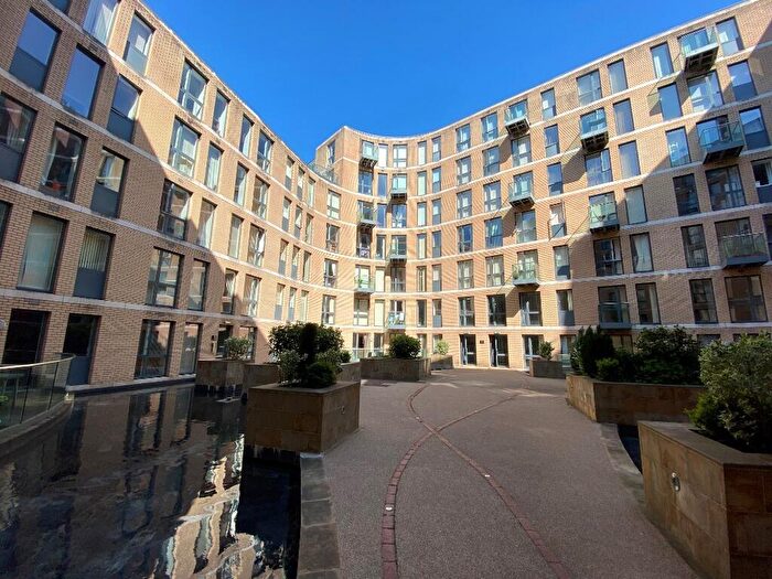 1 Bedroom Flat To Rent In Essex Street, City Centre, Birmingham, B5