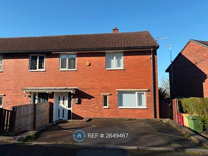 3 Bedroom Semi-Detached House To Rent In Ormston Avenue, Bolton, BL6