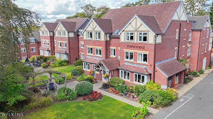 2 Bedroom Flat For Sale In Church Road, Sutton Coldfield, West Midlands, B73