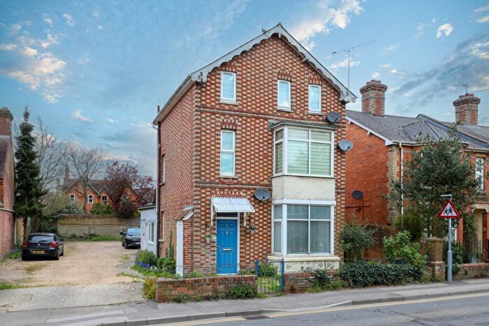 1 Bedroom Flat For Sale In Salisbury Road, Blandford Forum, DT11