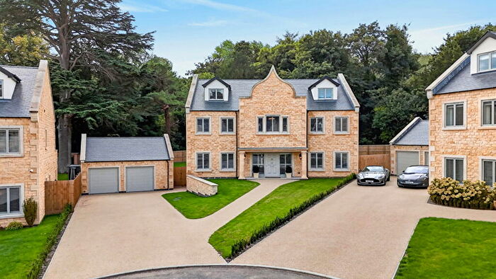 5 Bedroom Detached House For Sale In Firbeck Hall, New Road, Firbeck, S81