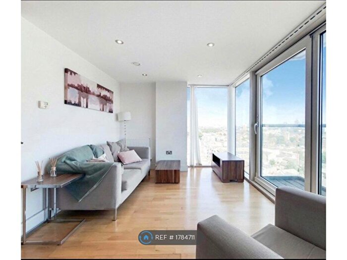 1 Bedroom Flat To Rent In Distillery Tower, London, SE8