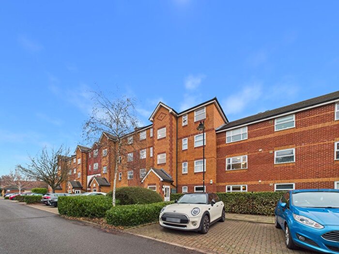 1 Bedroom Flat For Sale In Molyneux Drive, Tooting Bec, SW17
