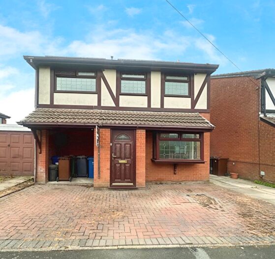 5 Bedroom Detached House For Sale In Westminster Avenue, Radcliffe, Manchester, Greater Manchester, M26