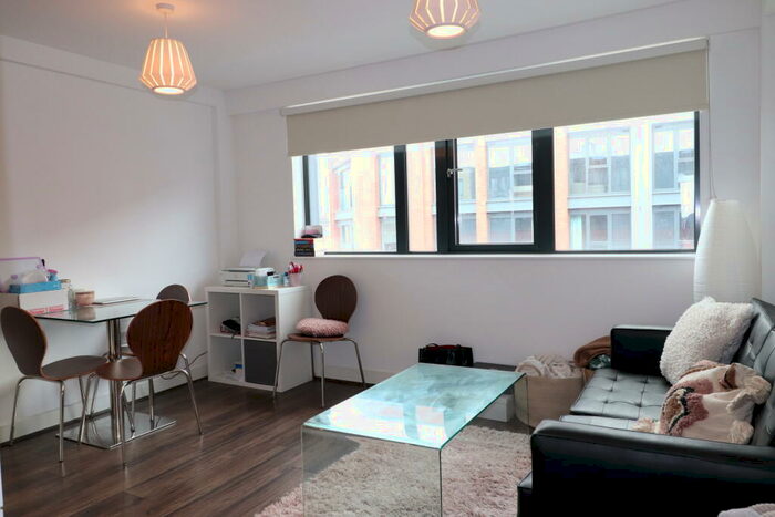 Apartment To Rent In Lombard Street, Birmingham, B12