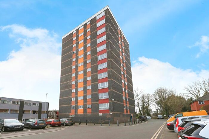 2 Bedroom Flat For Sale In St. Cecilia Close, Kidderminster, DY10