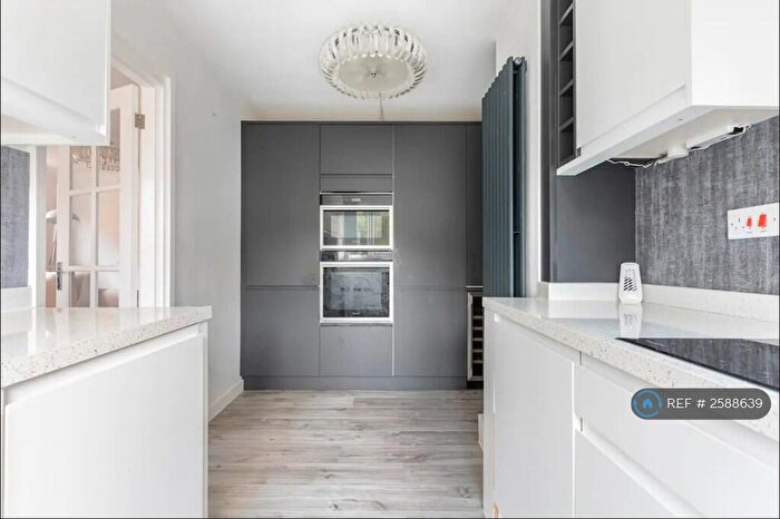 1 Bedroom Flat To Rent In Michelle Court, Bromley, BR1