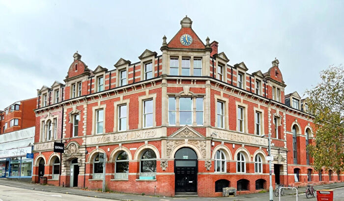 2 Bedroom Flat To Rent In The Bank, Bushy Park, Totterdown, BS4