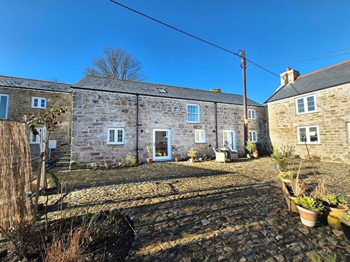 3 Bedroom Barn Conversion For Sale In Trelil Court, Trewennack, Helston, TR13